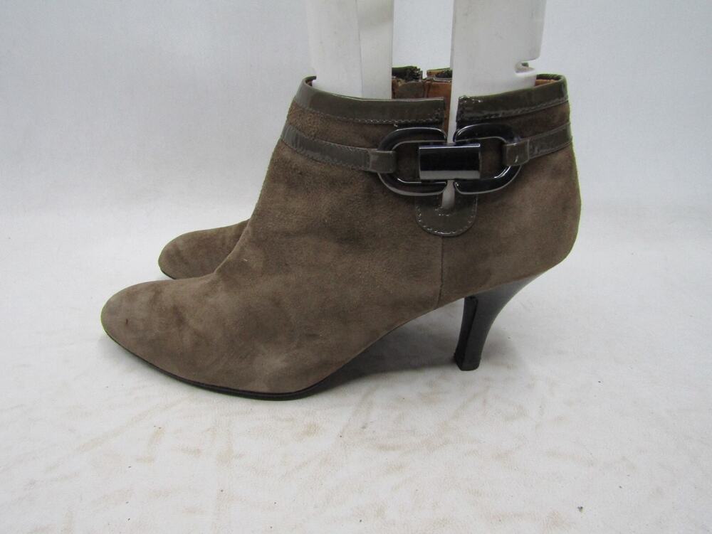 SOFFT Womens Size 8 M Brown Suede Zip Buckle Heeled Ankle Fashion Boots Bootie